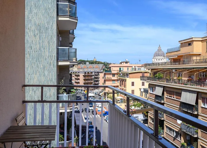 Domus Vatican View - San Pietro Apartment